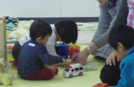 泣きやんだら、さあ遊ぼう！