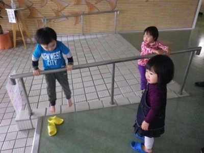 鉄棒…内村航平くんみたい？