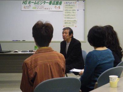 講師は鳴海明敏さん