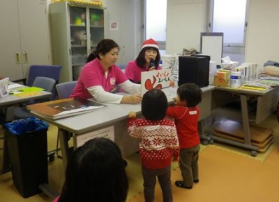 その次は紙芝居だよ