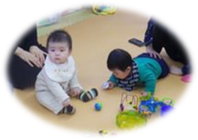 7ヶ月の二人。お誕生日も近いよ☆