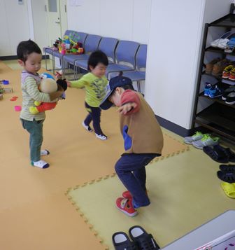 帰る人、見送る人