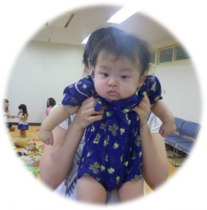 おねんね姿を取り損ねたHくん、目覚めてからパチリ❤