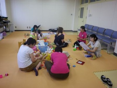 午後、外に散歩に出た人もいて少人数でまったり♪