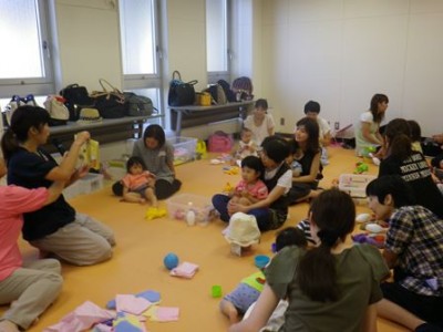 絵本も読んでくれました♪