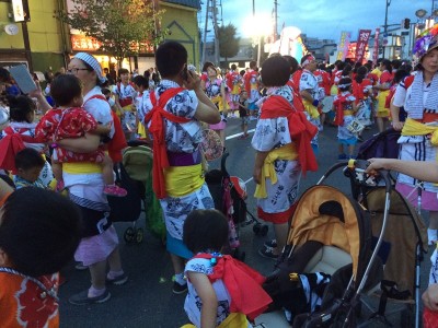 もうすぐスタートの時間…ねぶたも近づいて来たよ