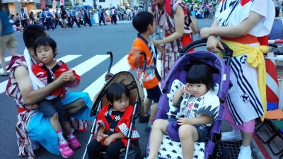 ベビーカーで行く?歩く?それとも抱っこになるのか…?