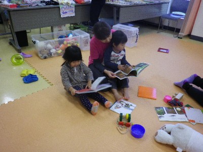 かわいい人たちが膝にいる至福の時間❤